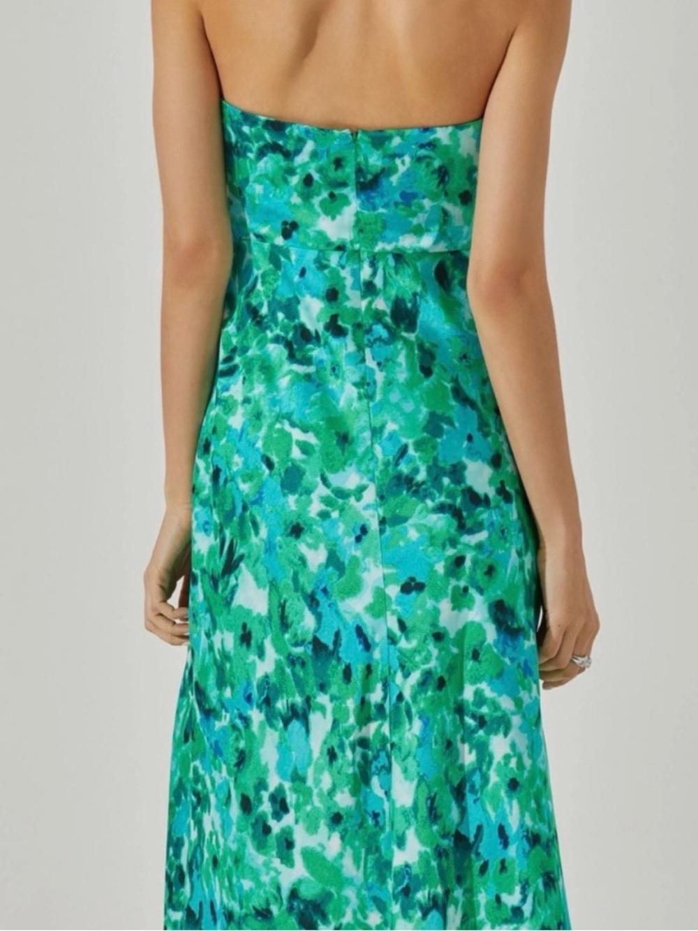 Marissa Halter Neck Midi Dress - Picture 5 of 12